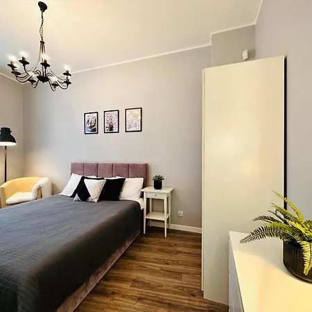 Apartament Studio Monte & Molo - Krolowej Jadwigi 6 *